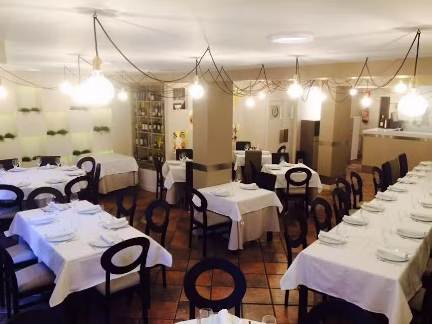 Mendiola Pizza Kebab Jatetxea