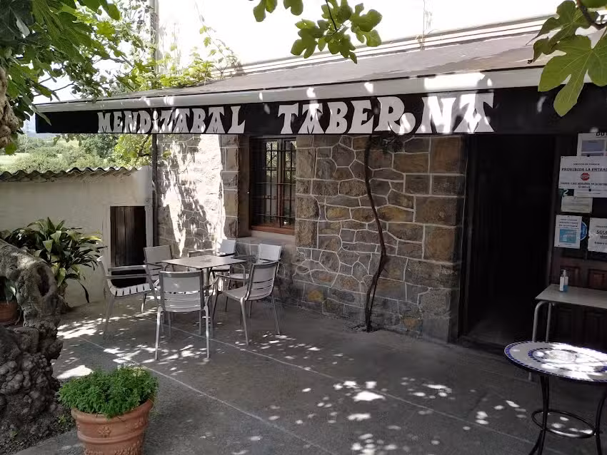 MENDIZ&Aacute;BAL TABERNA (antiguo Bar TXOKANO)