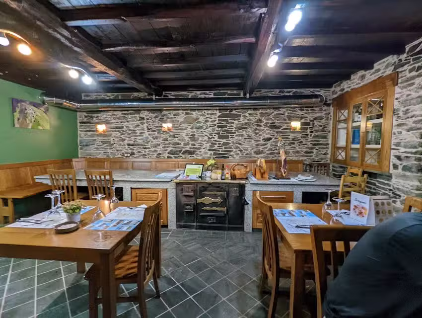 Mes&oacute;n a Marronda