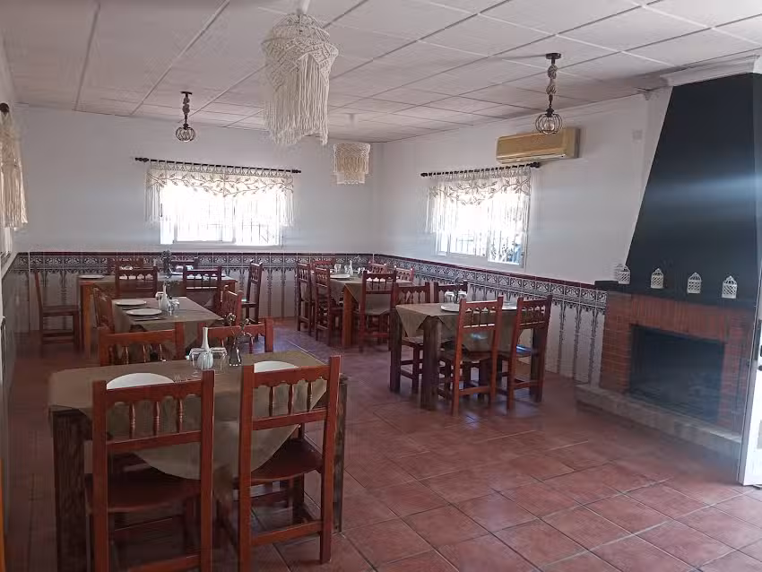 Mes&oacute;n Algarrobo