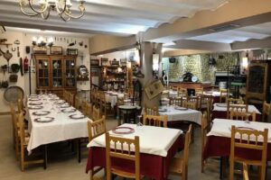 Mes&oacute;n Asador Casa Bienve