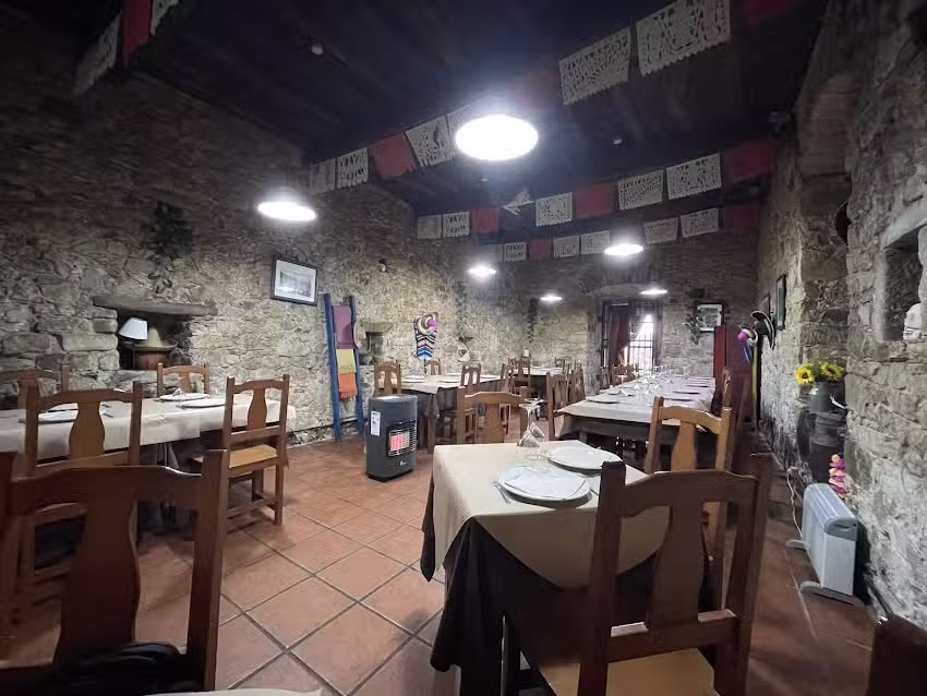 Mes&oacute;n Asador Casa Eduardo