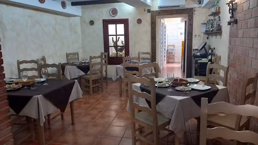 Mes&oacute;n-Asador Restaurante &ldquo;La Cuchara&rdquo;