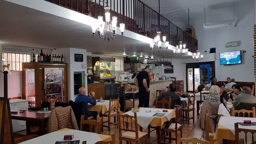 Mes&oacute;n Asador Triana