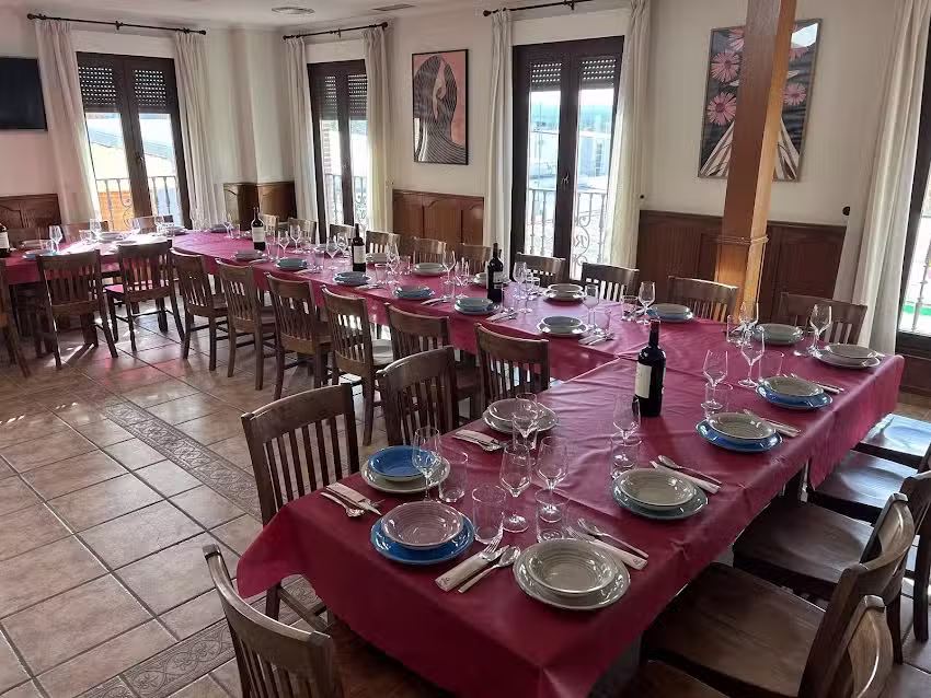 Mes&oacute;n Bar La Pochola