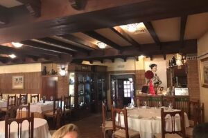 Mes&oacute;n Campero 1977