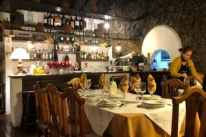 Mes&oacute;n Casa Mi Madre