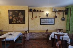 Mes&oacute;n Castellano Almansa