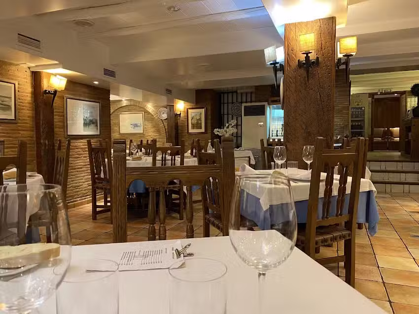 Mes&oacute;n Castellano