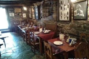 Mes&oacute;n de As Veigas