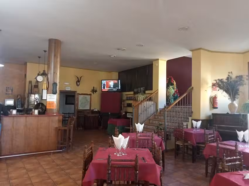 Mes&oacute;n de Paredes