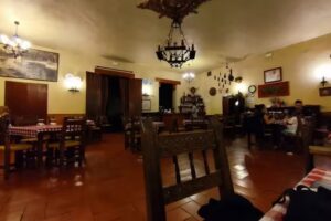 Mes&oacute;n del Cordero &ndash; Restaurante R&uacute;stico-