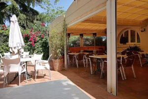 Mes&oacute;n del Moro