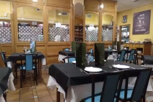 Mes&oacute;n del Tres Porti&ntilde;as