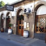 Mes&oacute;n del Vino