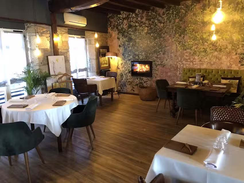 Mes&oacute;n do Campo