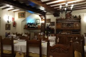 Mes&oacute;n Don Pancho