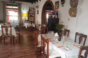 Mes&oacute;n Do&ntilde;a Lola