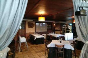 Mes&oacute;n Dos Pozos y Jimena