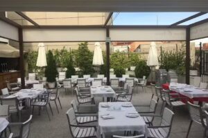 Mes&oacute;n El &Aacute;guila