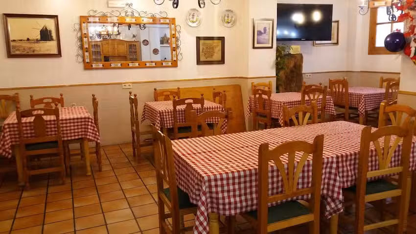 Mes&oacute;n El &Aacute;lamo.