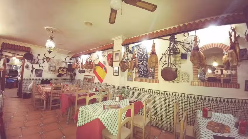 Mes&oacute;n El Barrio