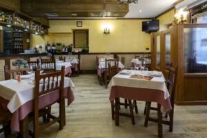 Mes&oacute;n El Bosque