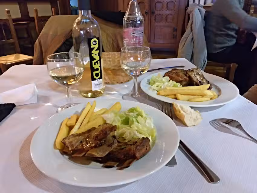 Mes&oacute;n El Castillo