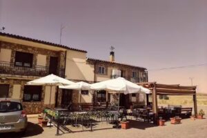 Mes&oacute;n El Coral