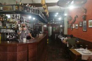 Mes&oacute;n El Labrador