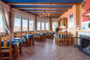 Mes&oacute;n El Mirador De G&uuml;ejar Sierra