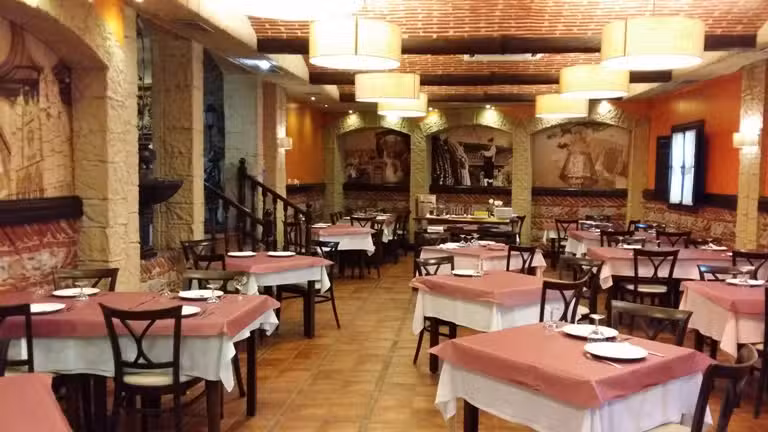 Mes&oacute;n El Museo