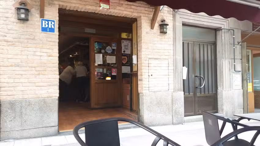 Mes&oacute;n El Pleno