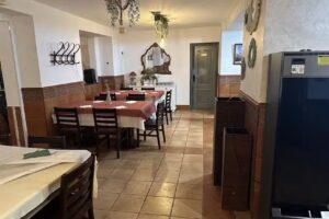 Mes&oacute;n el Ventorro