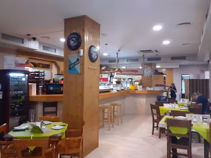 Mes&oacute;n Espadas