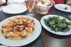 Mes&oacute;n gallego A Lagoa