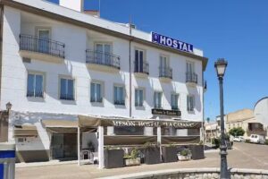 Mes&oacute;n-Hostal La Caba&ntilde;a