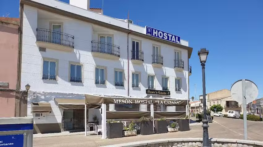 Mes&oacute;n-Hostal La Caba&ntilde;a