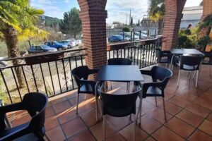 Mes&oacute;n &ndash; Hoster&iacute;a La Brasa