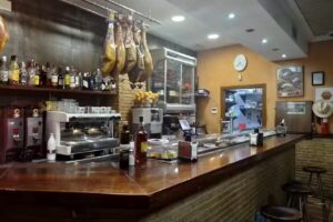 Mes&oacute;n La Cadena