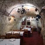 Mes&oacute;n La Cueva