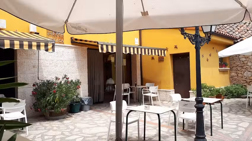 Mes&oacute;n la Mielga