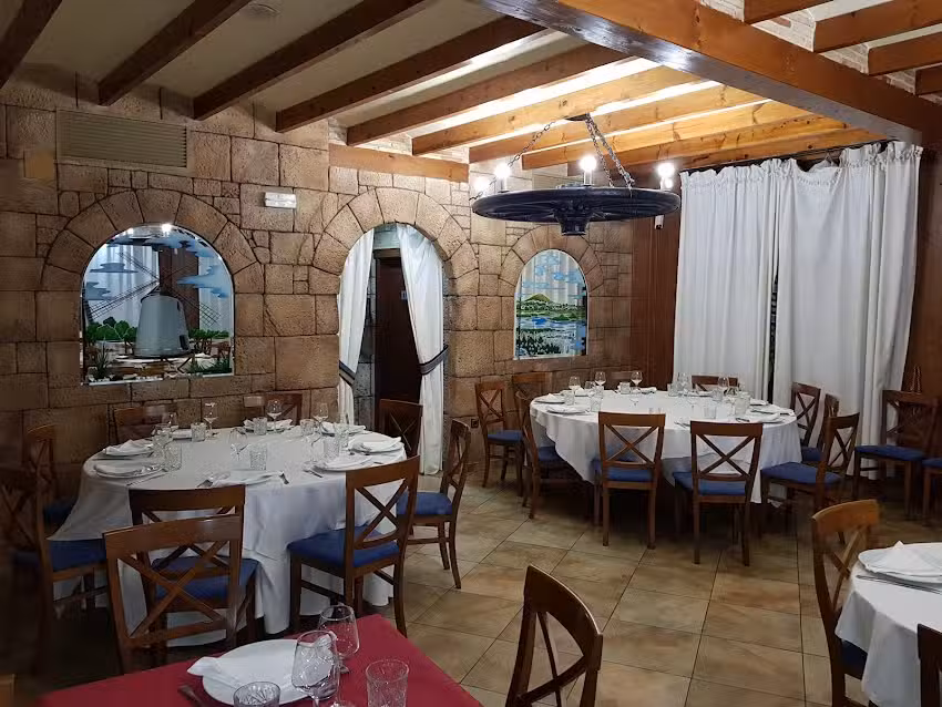 Mes&oacute;n &laquo;La Noria&raquo;