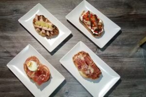 Mes&oacute;n La Parrilla