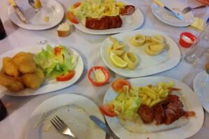 MESON LA PE&Ntilde;A