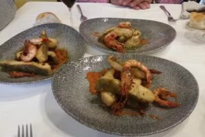 Mes&oacute;n la Plaza