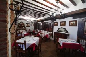 MESON LA QUINTA DE SANTILLAN