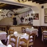 Mes&oacute;n La Villa