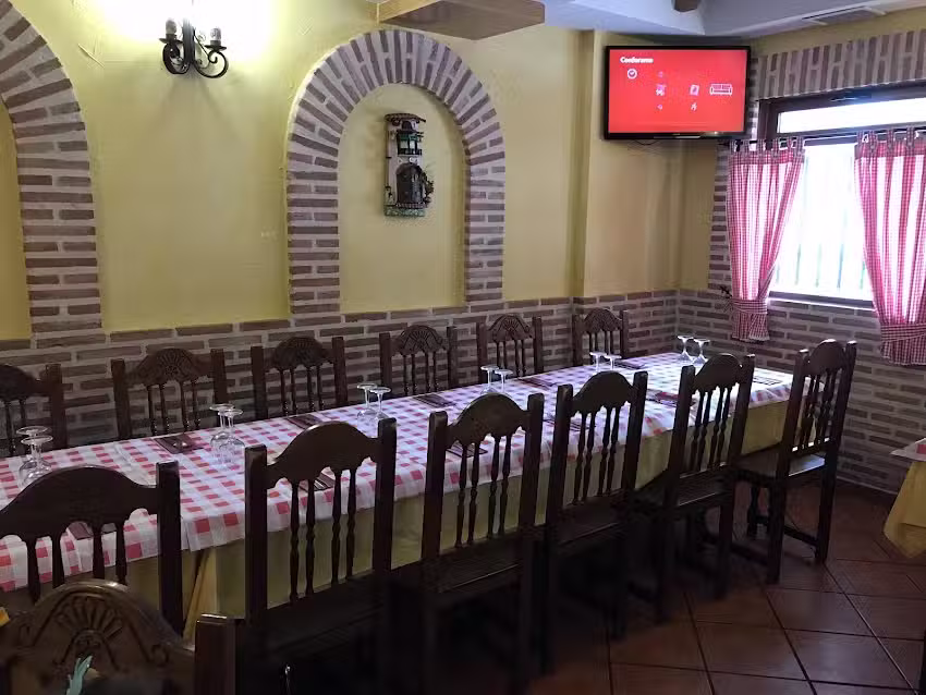 Mes&oacute;n Las Cumbres