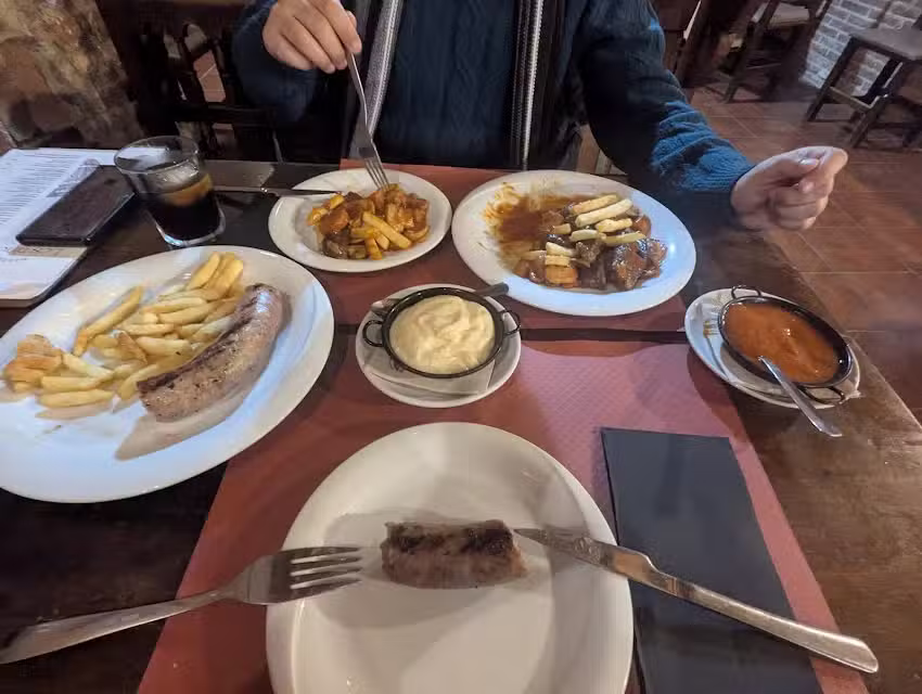 Meson LES TINES